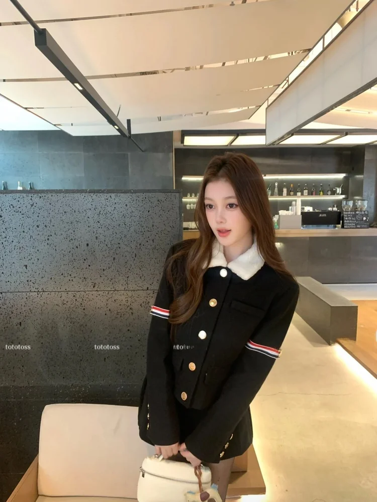 

Seoul Academy Style Double Sleeve Woolen Jacket Lamb Velvet Collar Coat Women Cotton Suit Long Sleeve Button Closure Coat