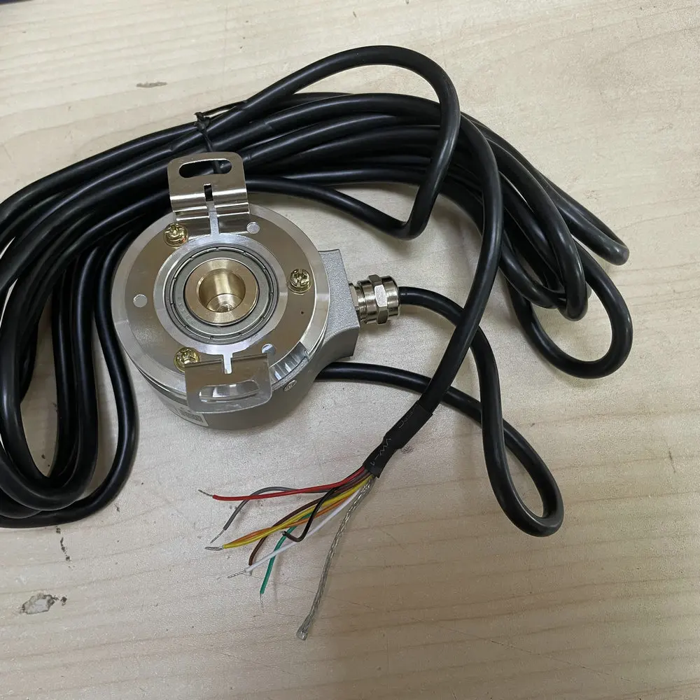 GHH58-12G2000BMK526.006 2000PPR Công Nghệ Mới Bộ Mã Hóa HTL Đầu Ra Thay Thế BHF 06.24G2000 / 407206