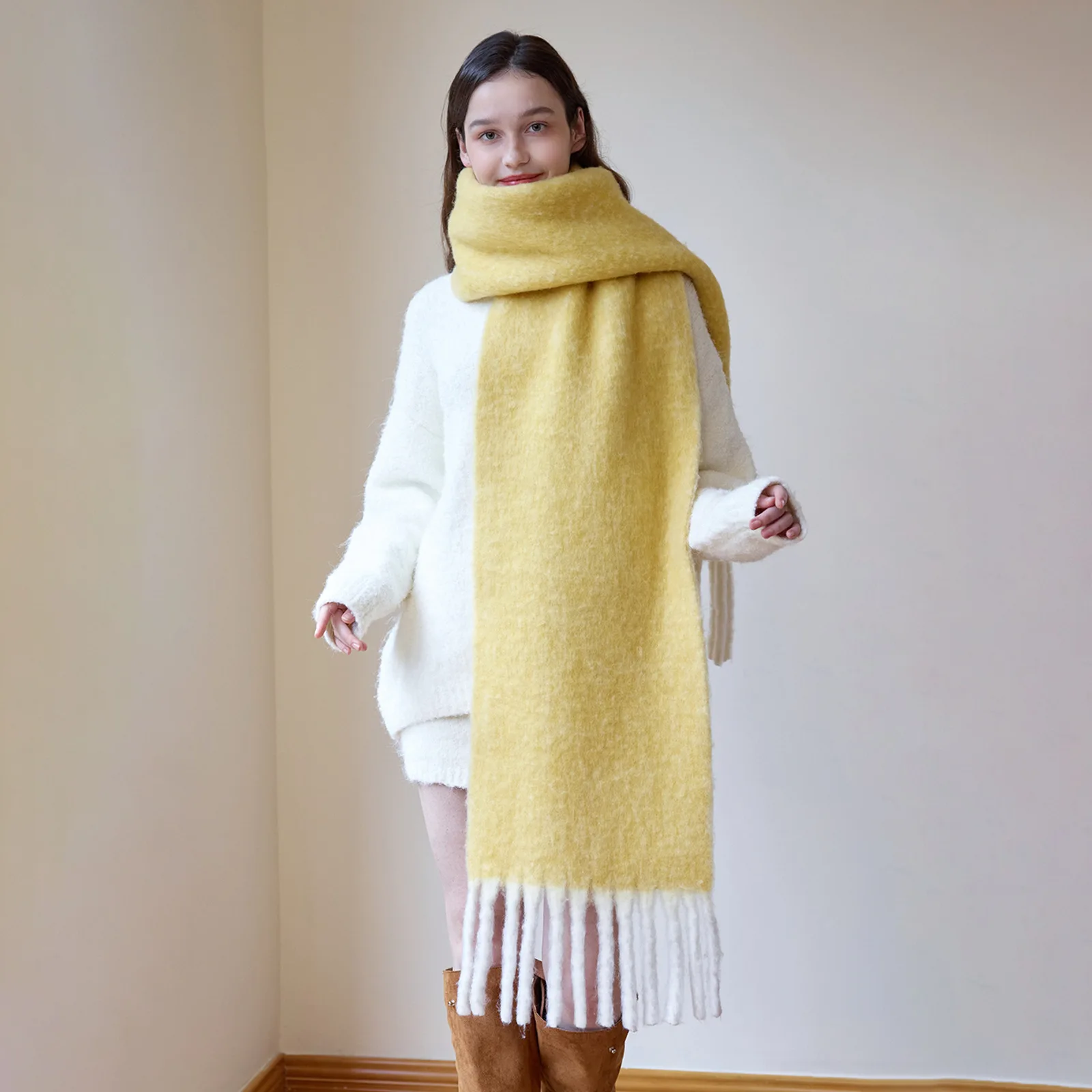 

2025Winter New GentleFragrant Wool Women's Scarf for Women's Fragrance Thickened Warm Solid ColorOuter Wear Cold resistant Shawl