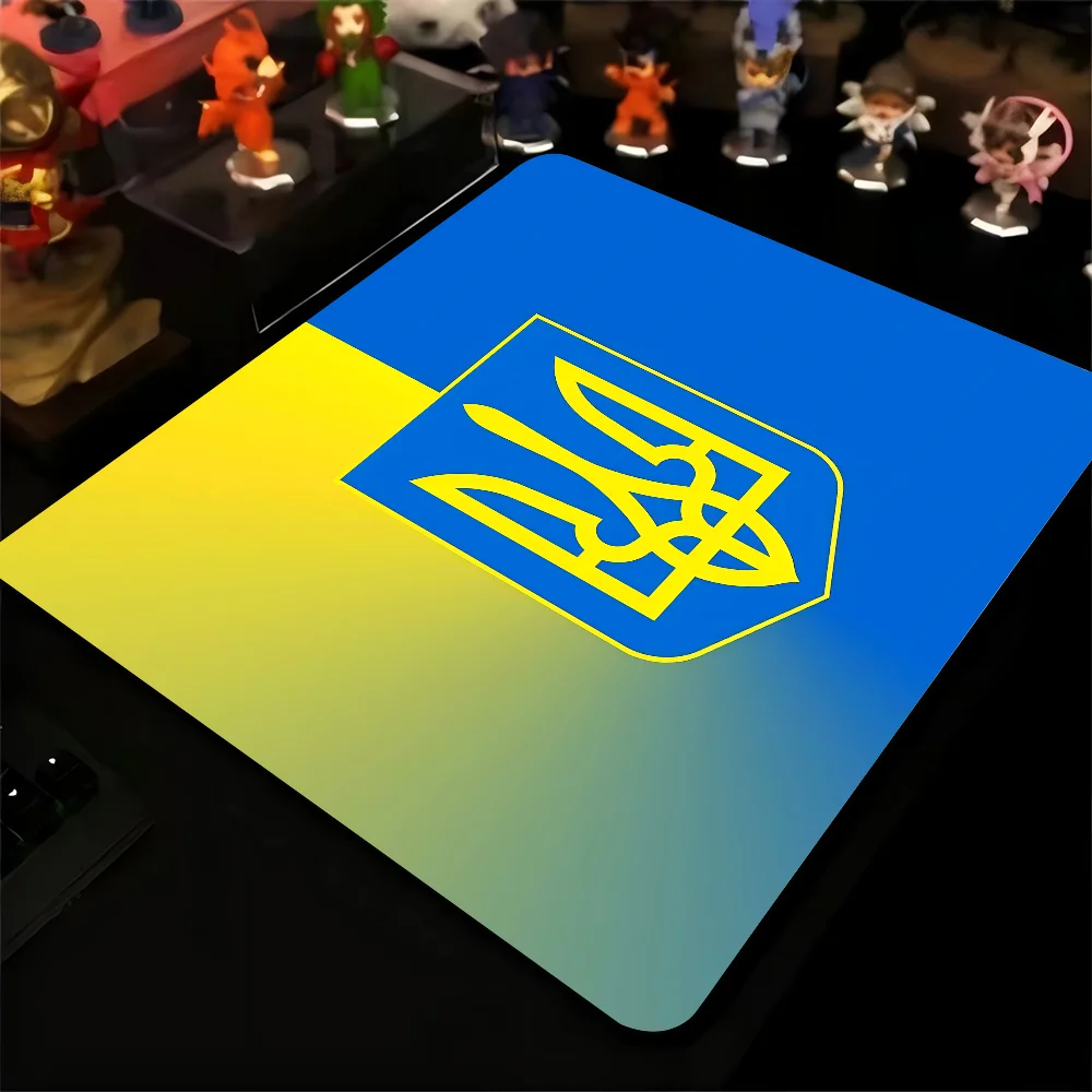 U-Ukraine Flag Mousepad Small LockEdge Mouse Pad For Gamers Computer Desk Pad Rectangular Anti-slip Rubber