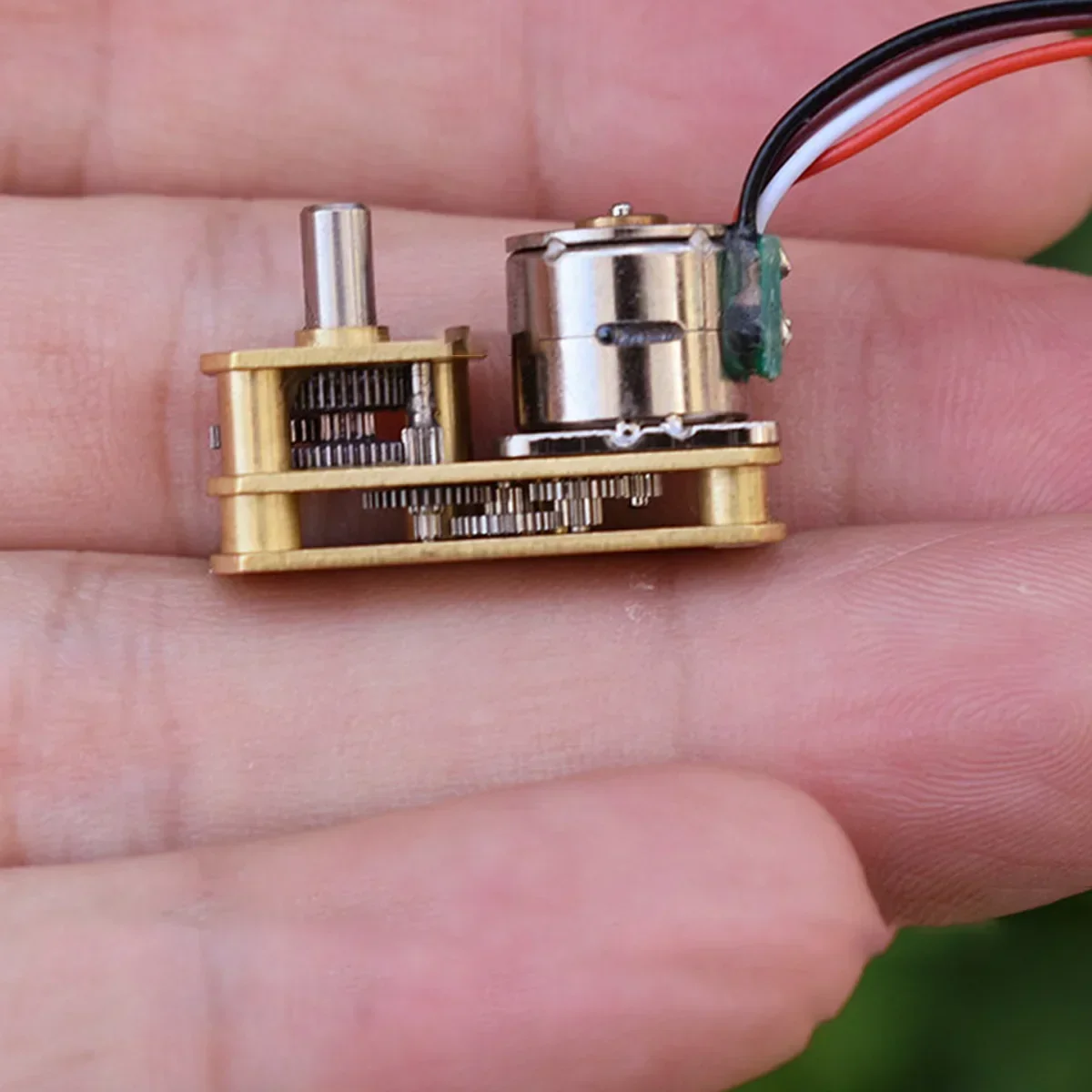 Mini GM1024-10BY Stepper Gear Motor DC 5V-12V 2-phase 4-wire Stepper Motor Step Angle 0.018 Degrees for Medical Device image 5