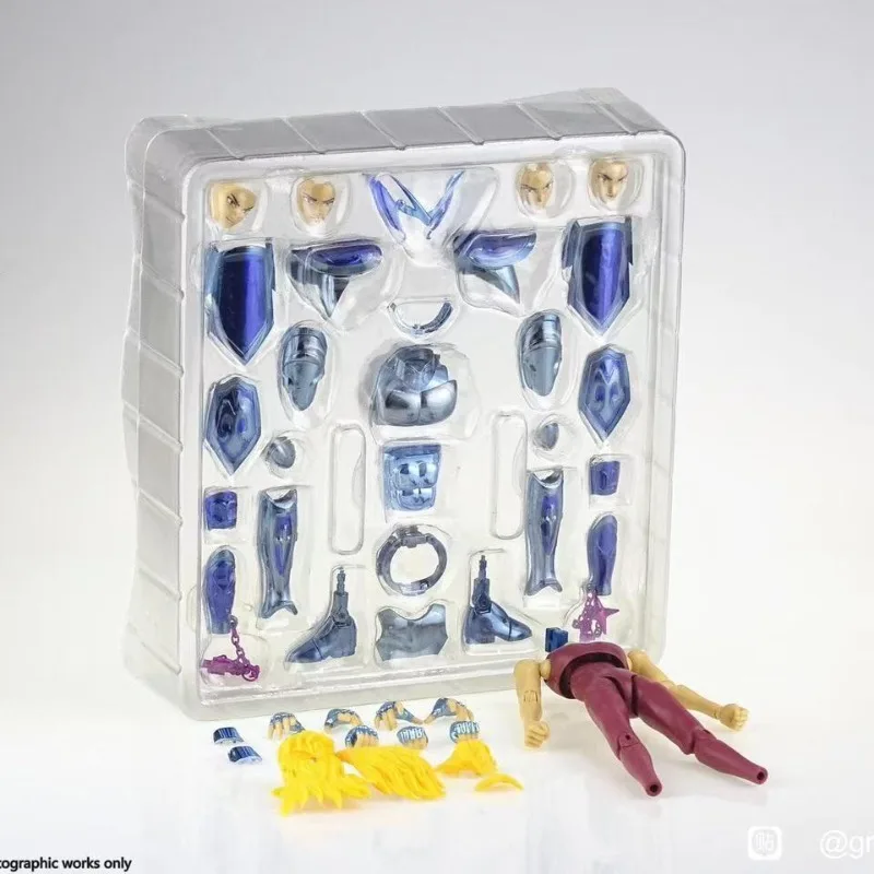 

Модель персонажа Saint Seiya CS Трон Бессмертного Алюбио Серебряная фигурка Saint Seiya Подарочная коллекция