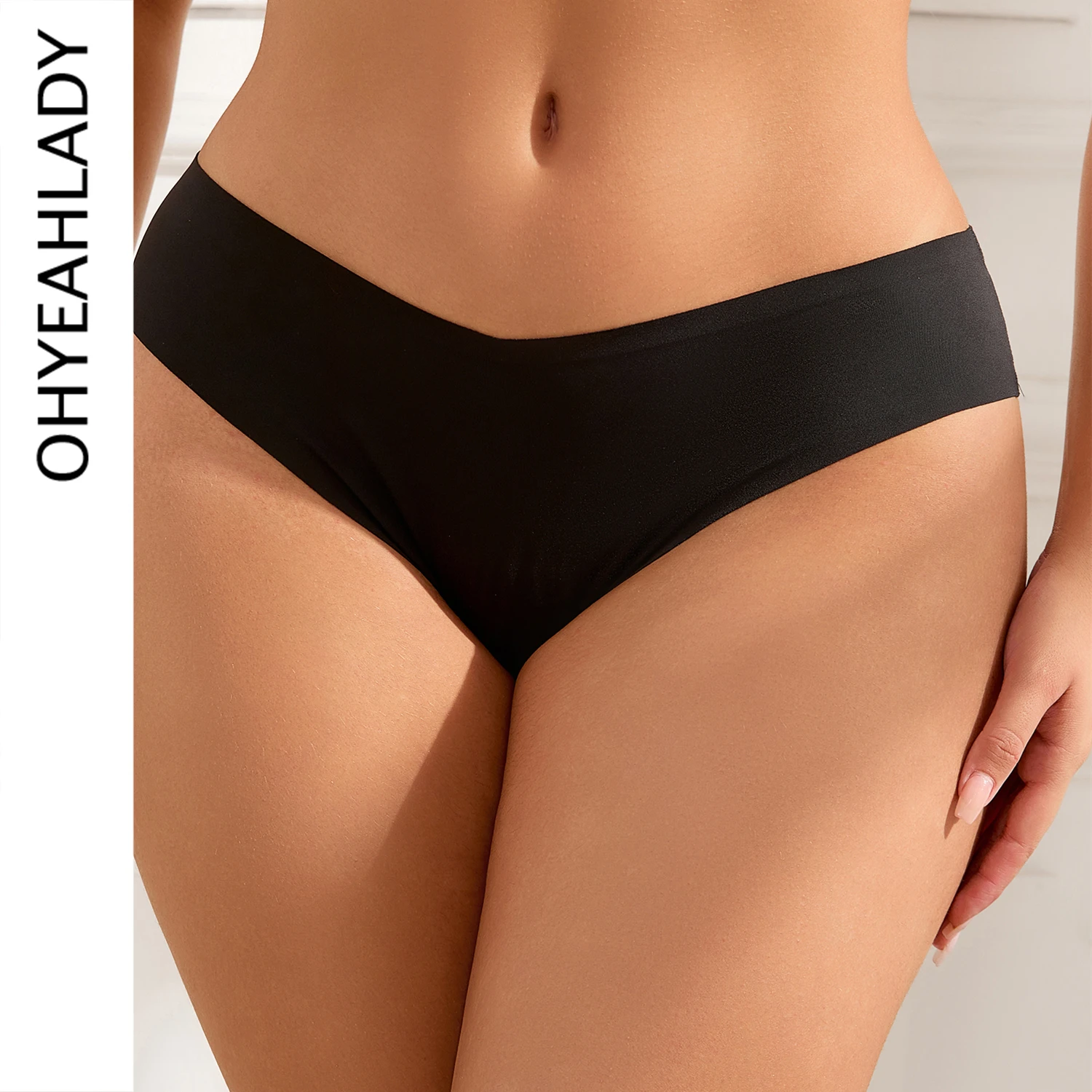 Ohyeahlady Women's Black Underwear Ice Silk Seamless Low Waist Briefs Knickers Breathable and Comfortable Plus Size Sexy Panties