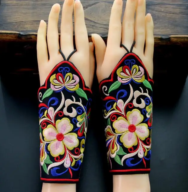 Chinese Tradition Embroidered Gloves Women Dance Mittens Ethnic