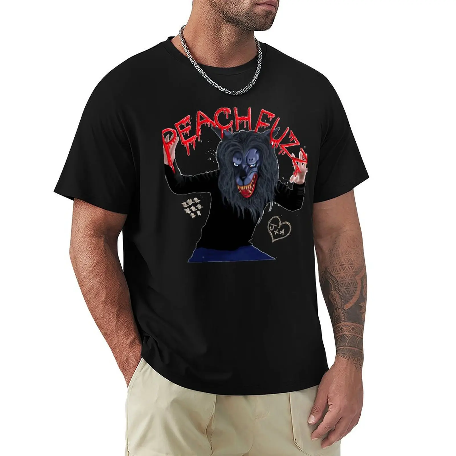 Creep - HQ Peachfuzz Werewolf Mask Pose T-Shirt Plus Size Comfort Fit Tee