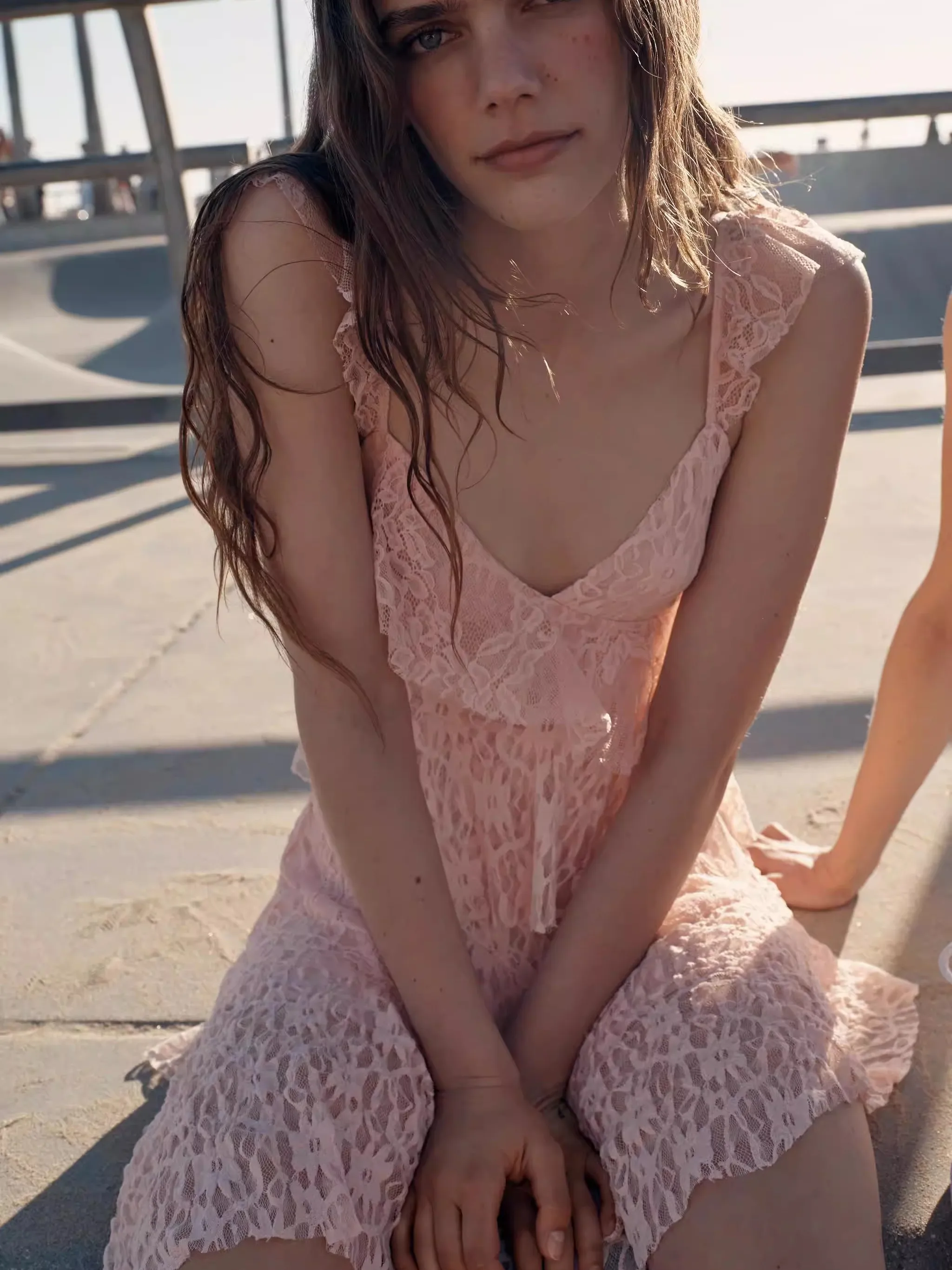 

New Summer Women's Dress V-neck Lace Layered Decoration Strapless Gown Ethnic Stage Costume for Young Women 18-25 Years Old