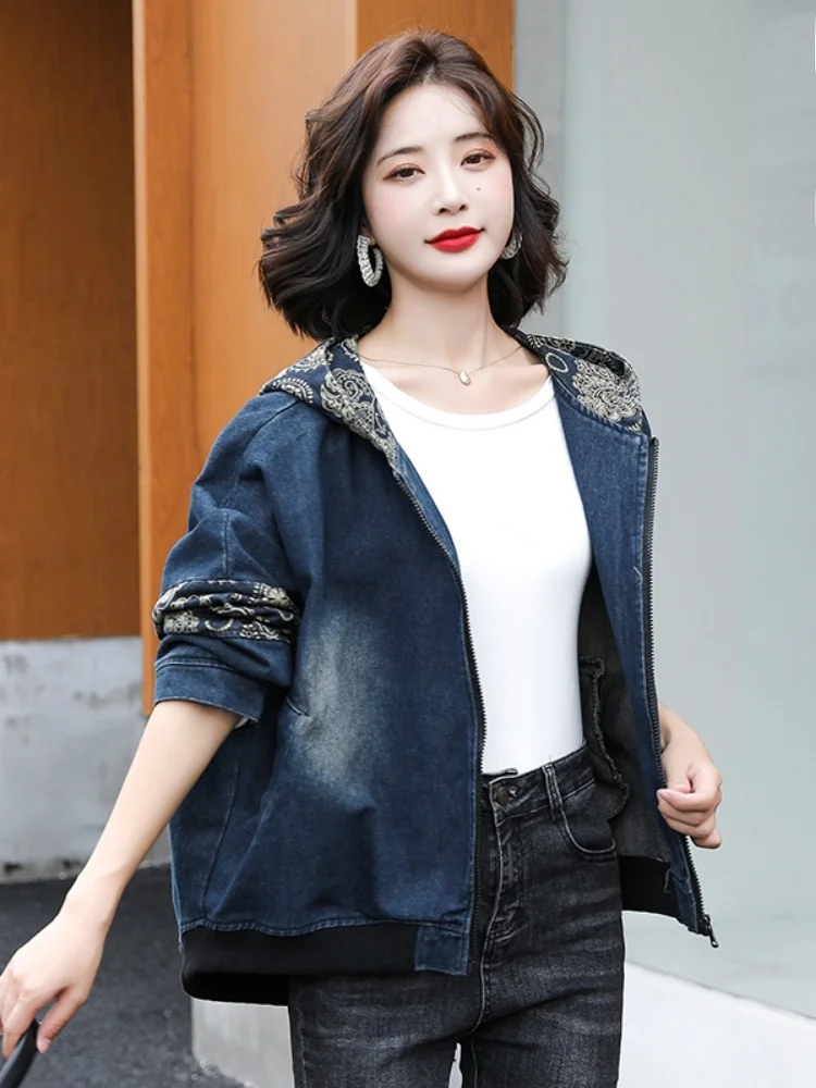Women's Oversized Casual Hooded Denim Jacket Loose Fit Short Style Zipper Closure Long Sleeve Blue Jeans Outerwear