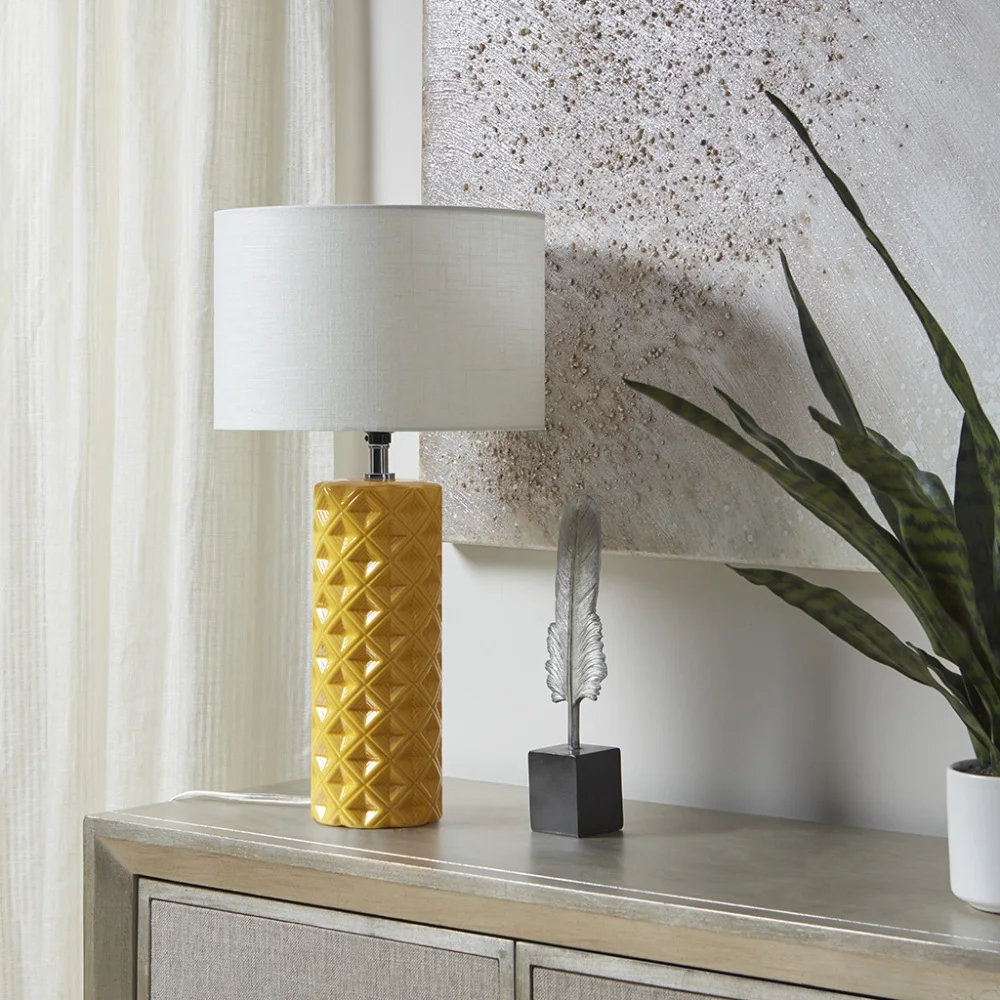 

Geometric Ceramic Table Lamp，Patterned cylindrical ceramic base，Circular drum cover