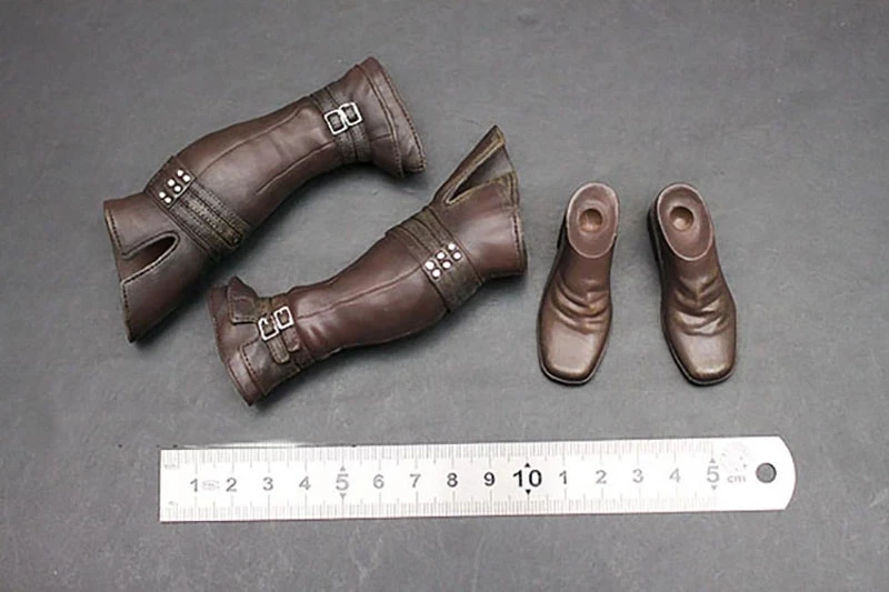 حذاء طويل للرجال موديل عام 1/6 من الجلد البني بتقنية أساسين كريد ، مناسب لموديل 12 بوصة ، لعبة مجموعة شخصيات الحركة من Phicen TBL