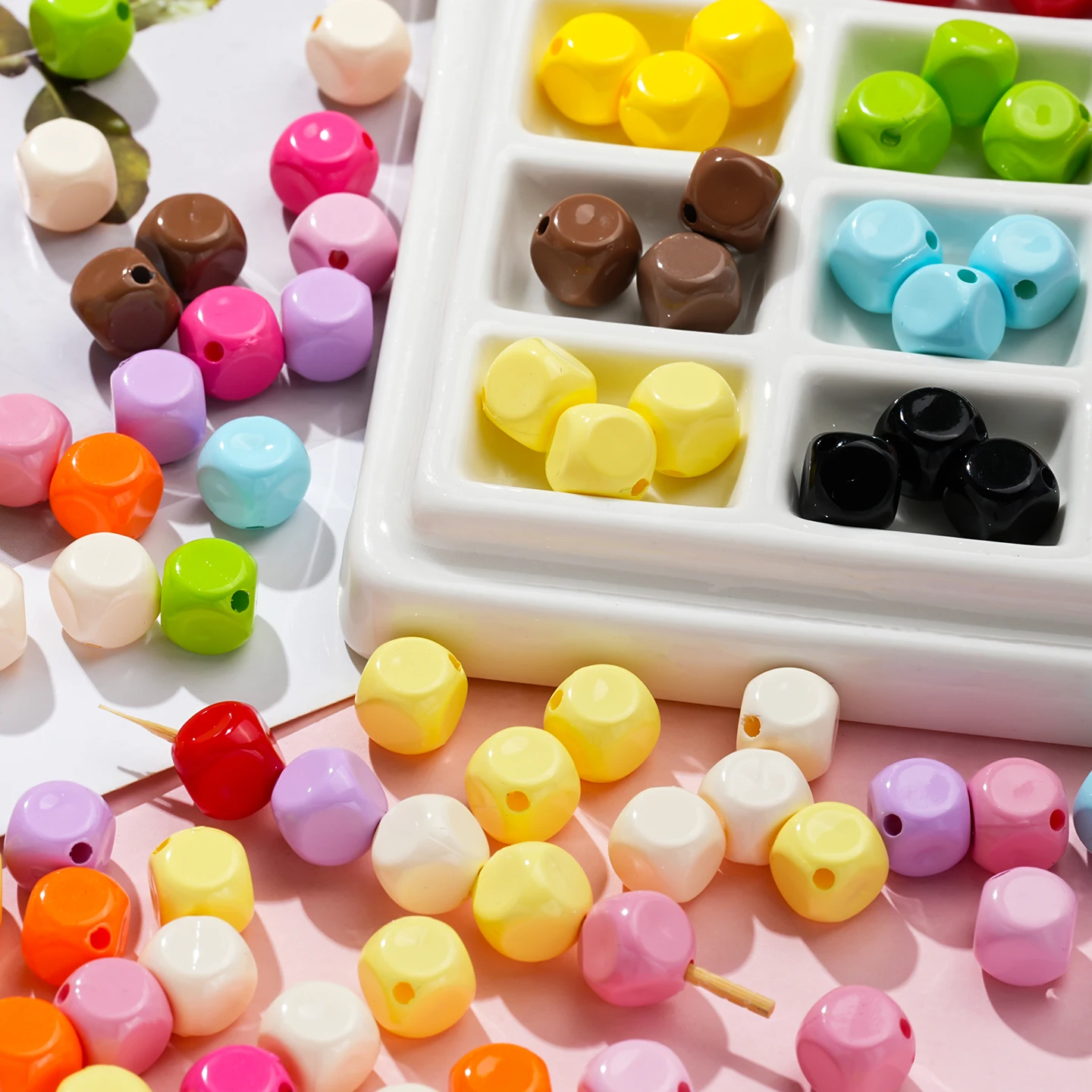 10Pcs/Lot Multicolor Faceted Cube Acrylic Loose Beads Square Cut Spacer Beads for DIY Bracelet Necklace Jewelry Making Findings