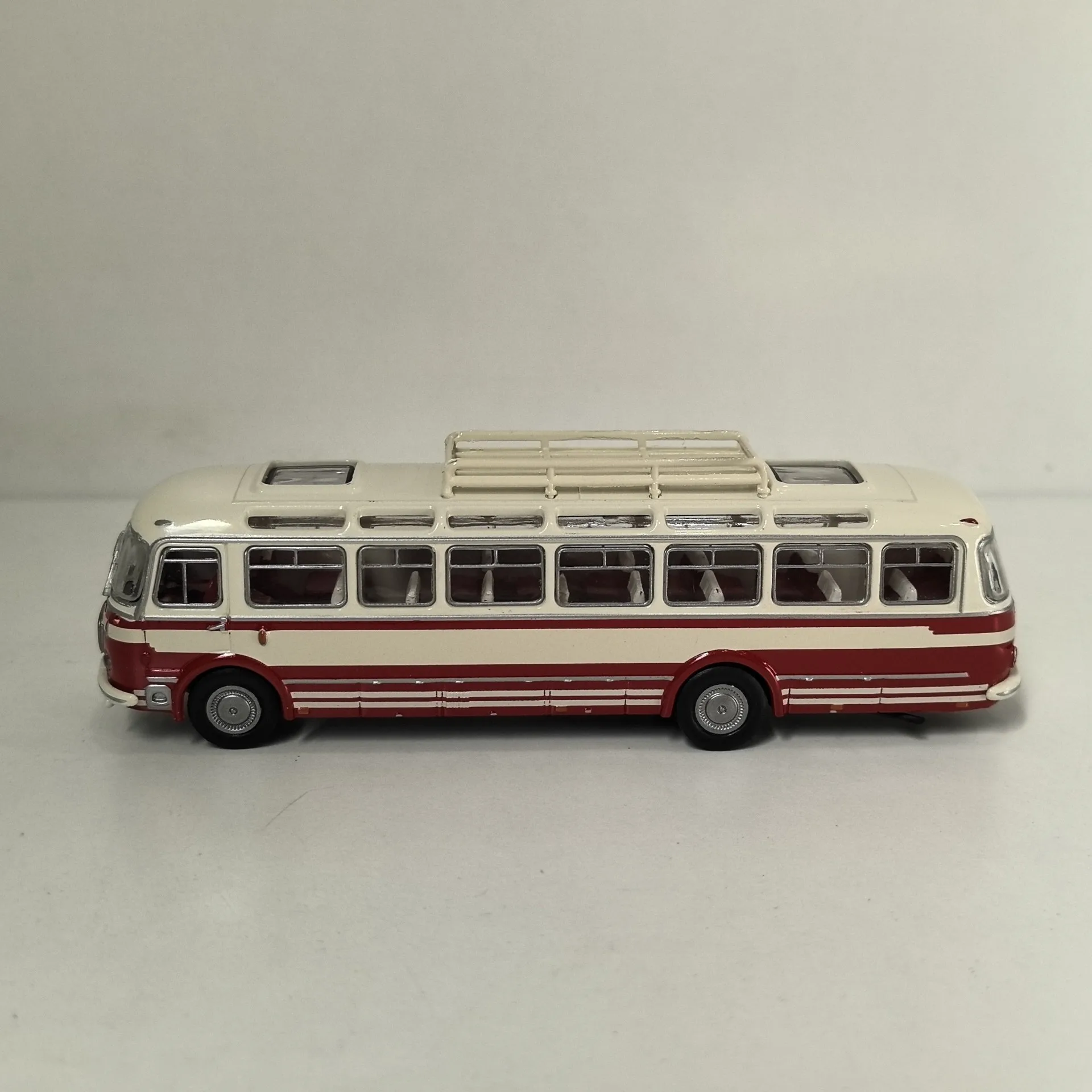 بريكينا هو 1/87 سكودا 706 آر ت - مراجعة Car Accessories Toy وسعره