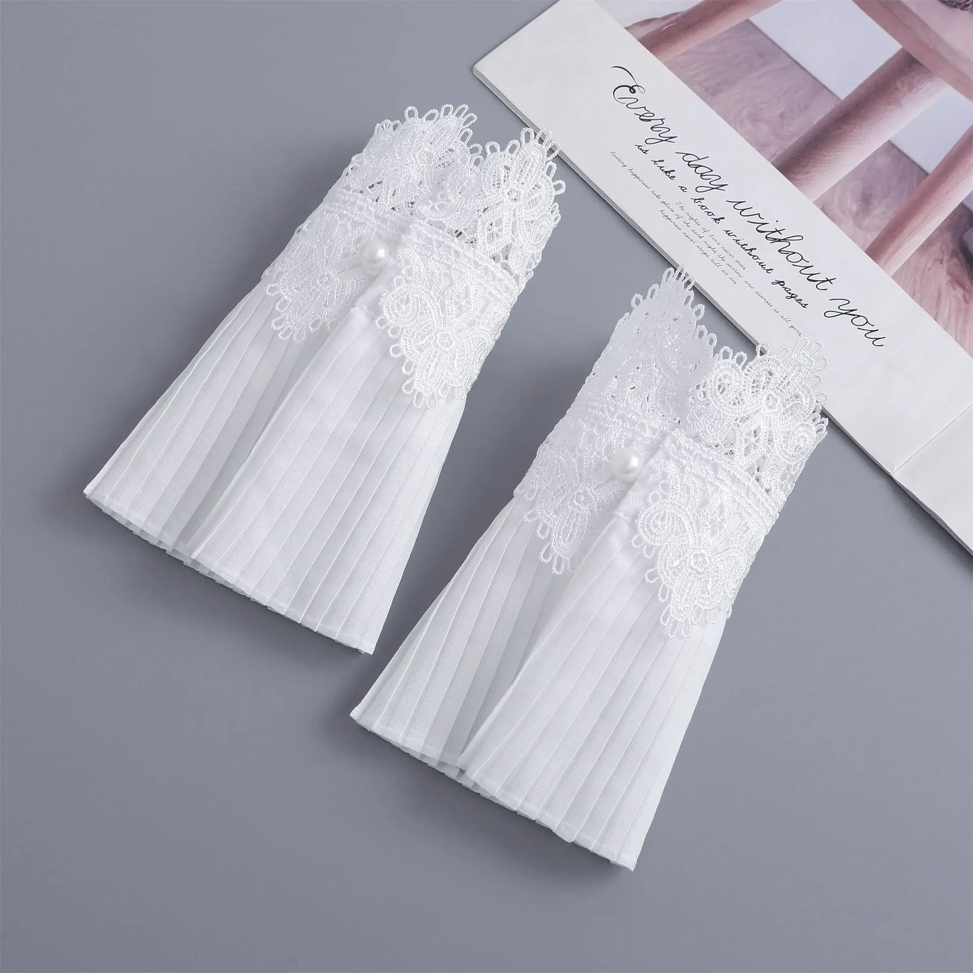 Hot-selling sleeves for women ruffled pleated lace embroidered cuff photography photo wrist sleeves