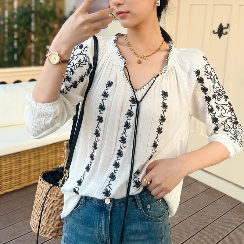 GypsyLady Boho Embroidery Chic Blouse Shirt White Stylish Vintage Rayon Tassels Sexy Ladies Blouse Holiday Women Casual Tops New