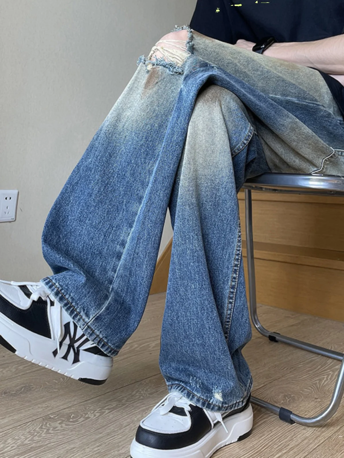 

Мужские джинсы в стиле ретро, модные, брендовые, крутые, прямые, с высокой талией, длинные брюки, летние, повседневные, свободного кроя, с эффектом потертости