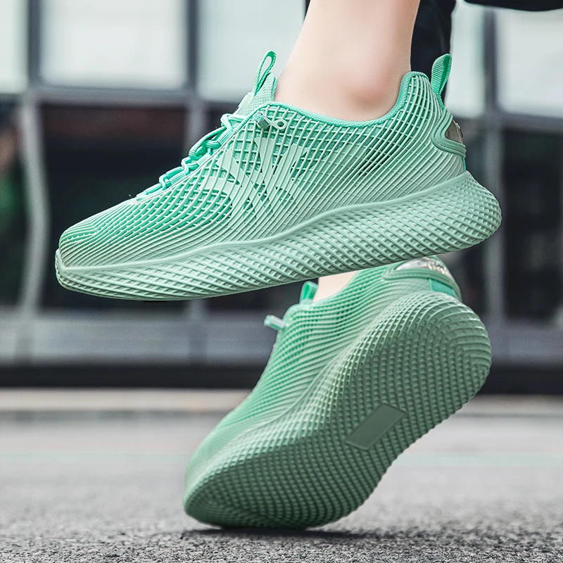 Sapatos esportivos masculinos clássicos legais de cano baixo elegantes respiráveis tênis de corrida casuais de tamanho grande