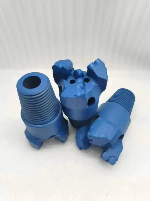 Foret de différentes tailles pour foret de puits d'eau avec forets de puits à 3 lames