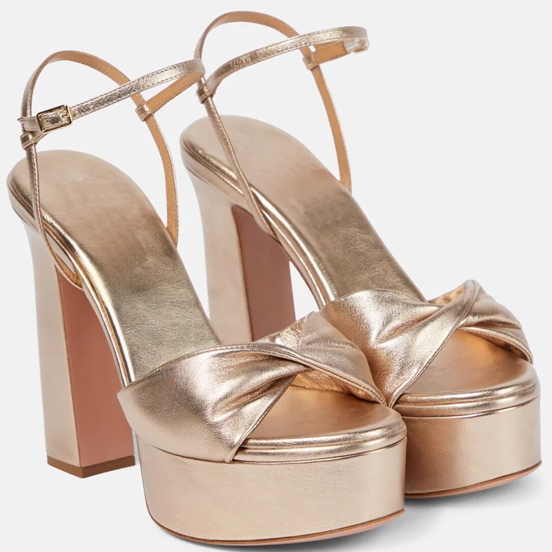 

Платформа с одним словом, плиссированные сандалии с открытой пяткой, пикантные остроконечные кожаные туфли Teo на квадратном каблуке, новые поступления, модная женская современная обувь