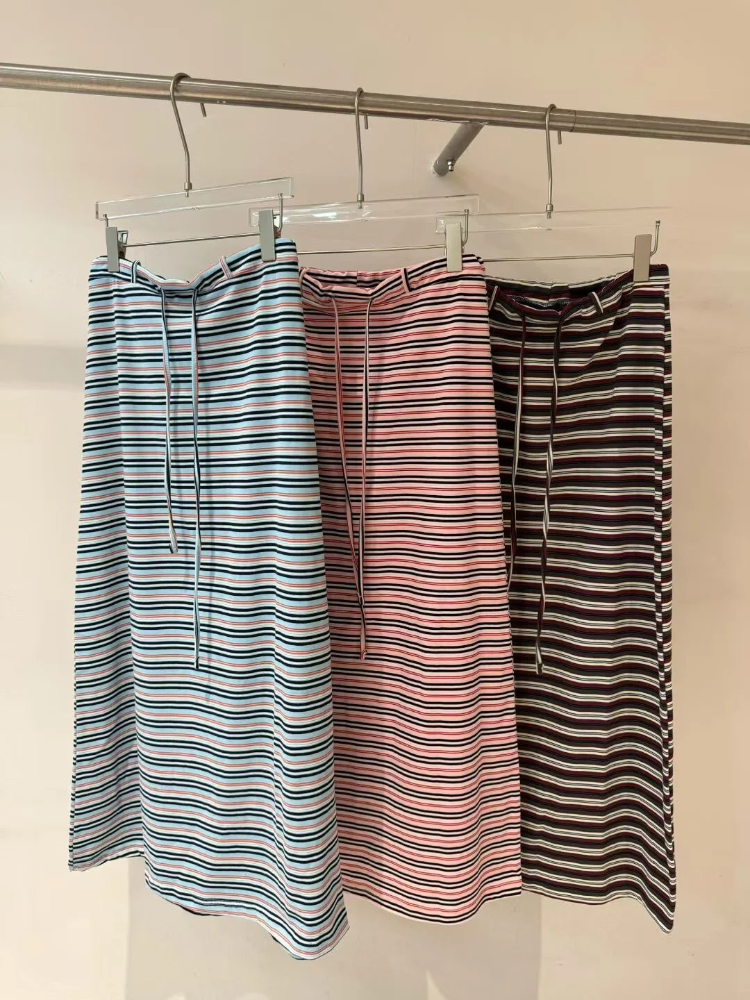 

Женская длинная юбка Ele Stripe Color Blo с поясом, завышенной талией, стройнящая, для прогулок, весна-лето, универсальная, прямого кроя