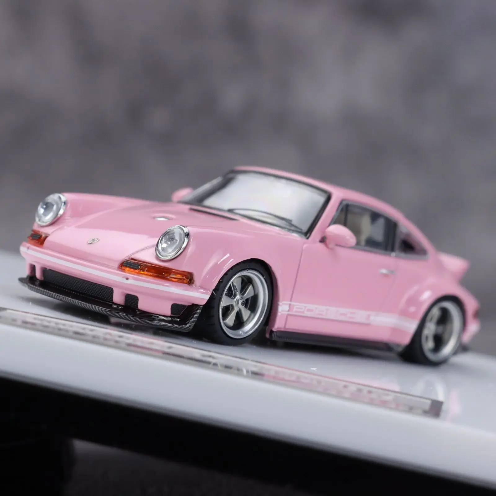 ZINCIT Diecast 1:64 Porsche Singer Pink Blue Twin Pack Alloy Car Model Porsche Play Vehicles Collectible Model Cars Toys Gift