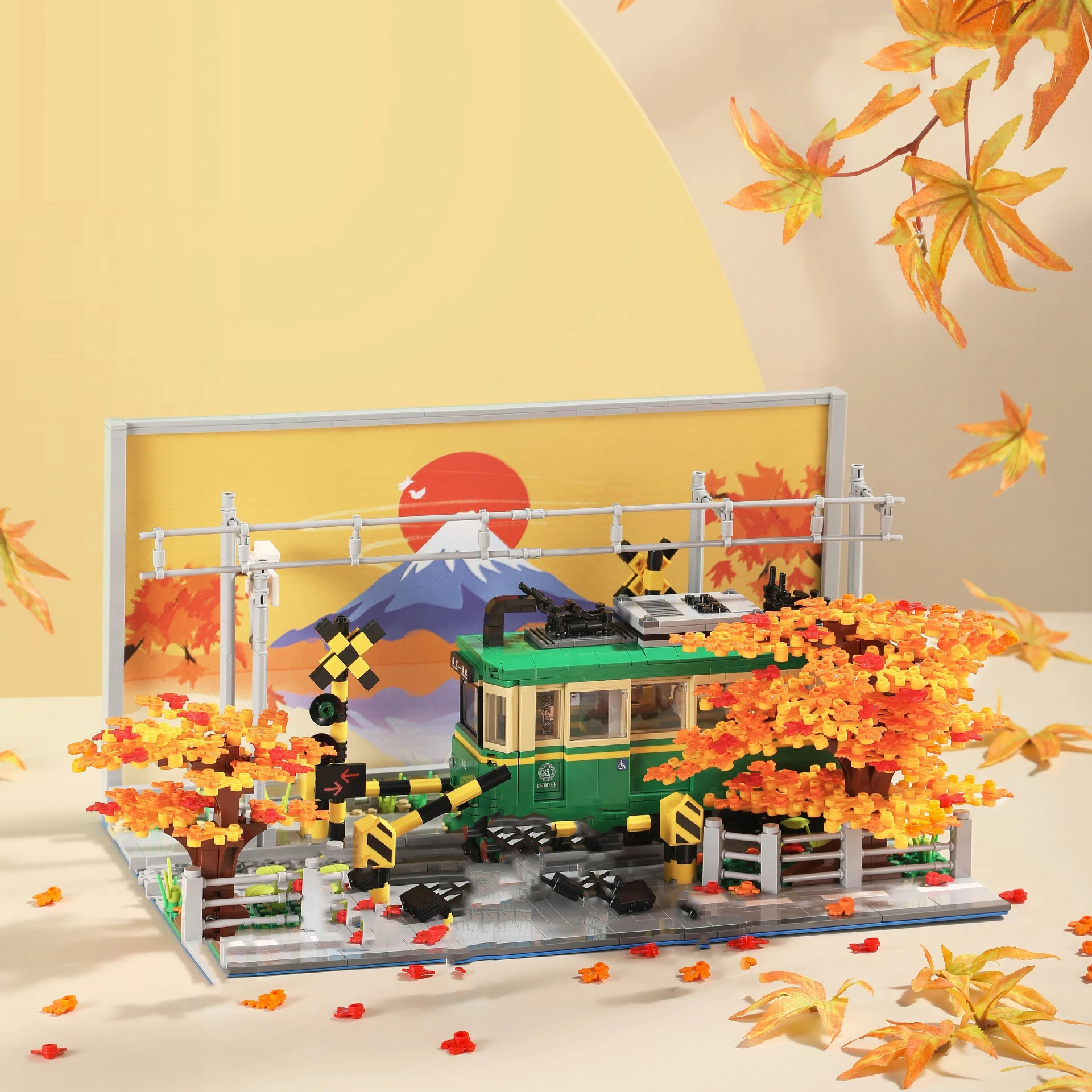 Creative Japan Anime Scene Building Brick Four Season Railway Kamakura Train Architectures Block Model Toy With Light Collection