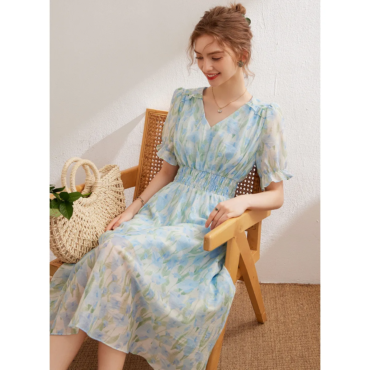 LOUIS YAO Dress 2024 Summer Tulip Print Women Dress Elegant V Neck Short Sleeve Slim Fit Long Dress