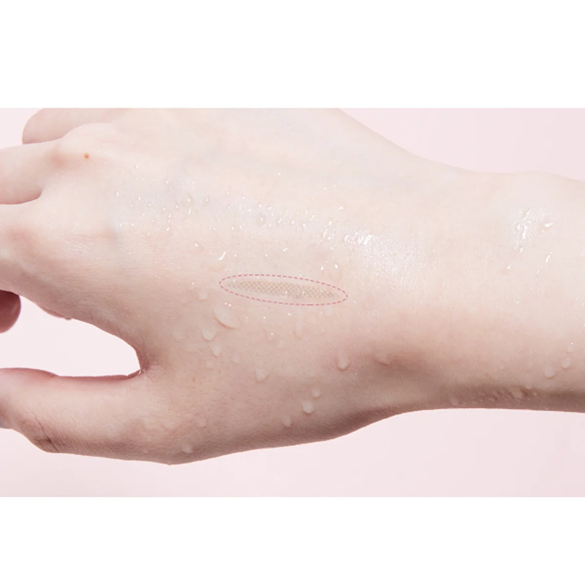 Taśma do powiek dwuwarstwowych w kolorze skóry, lekka, niewidoczna, do naturalnego makijażu i pielęgnacji urody z narzędzami.