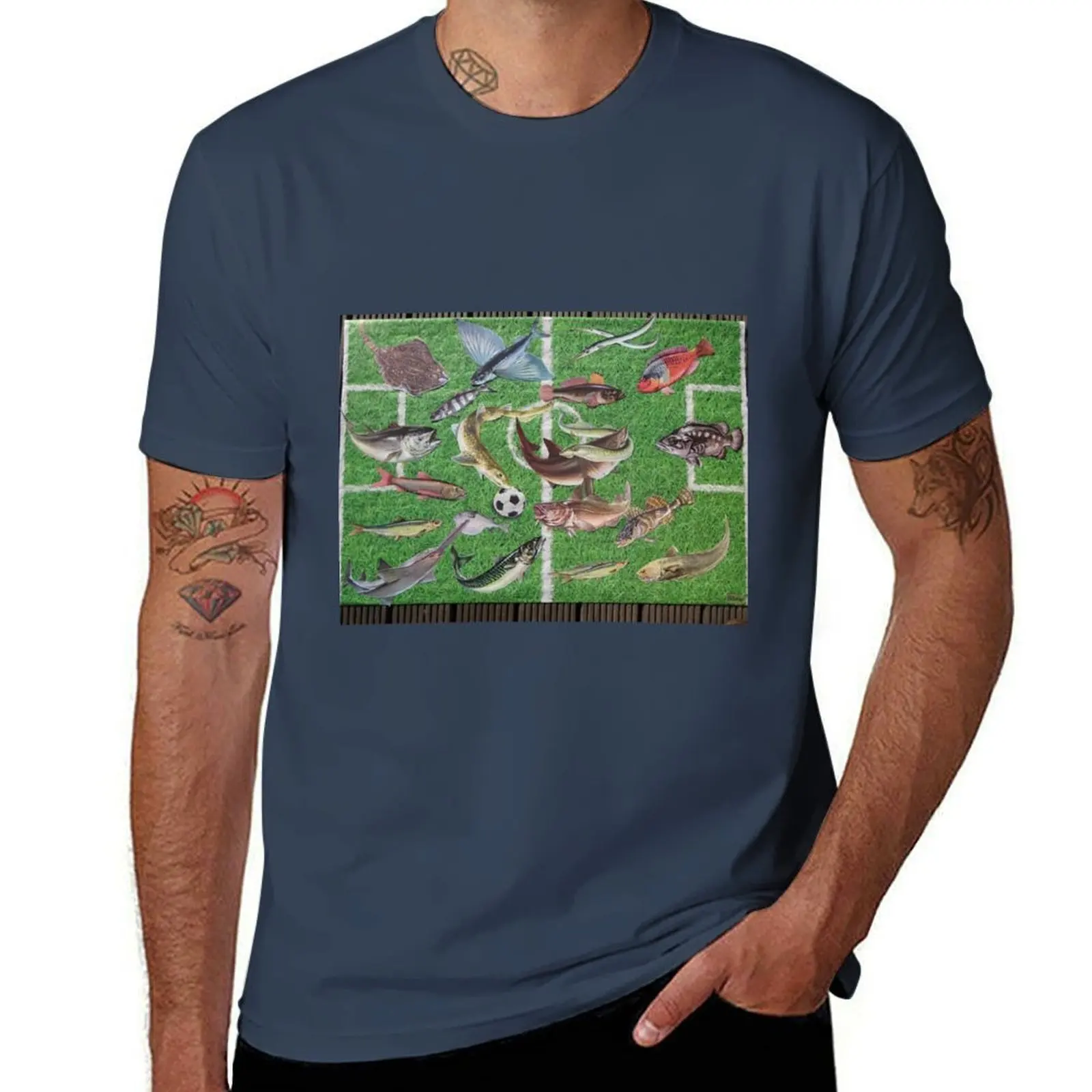 

Fisherman Fish Gift Soccer T-Shirt Retro Graphic Print T-Shirt