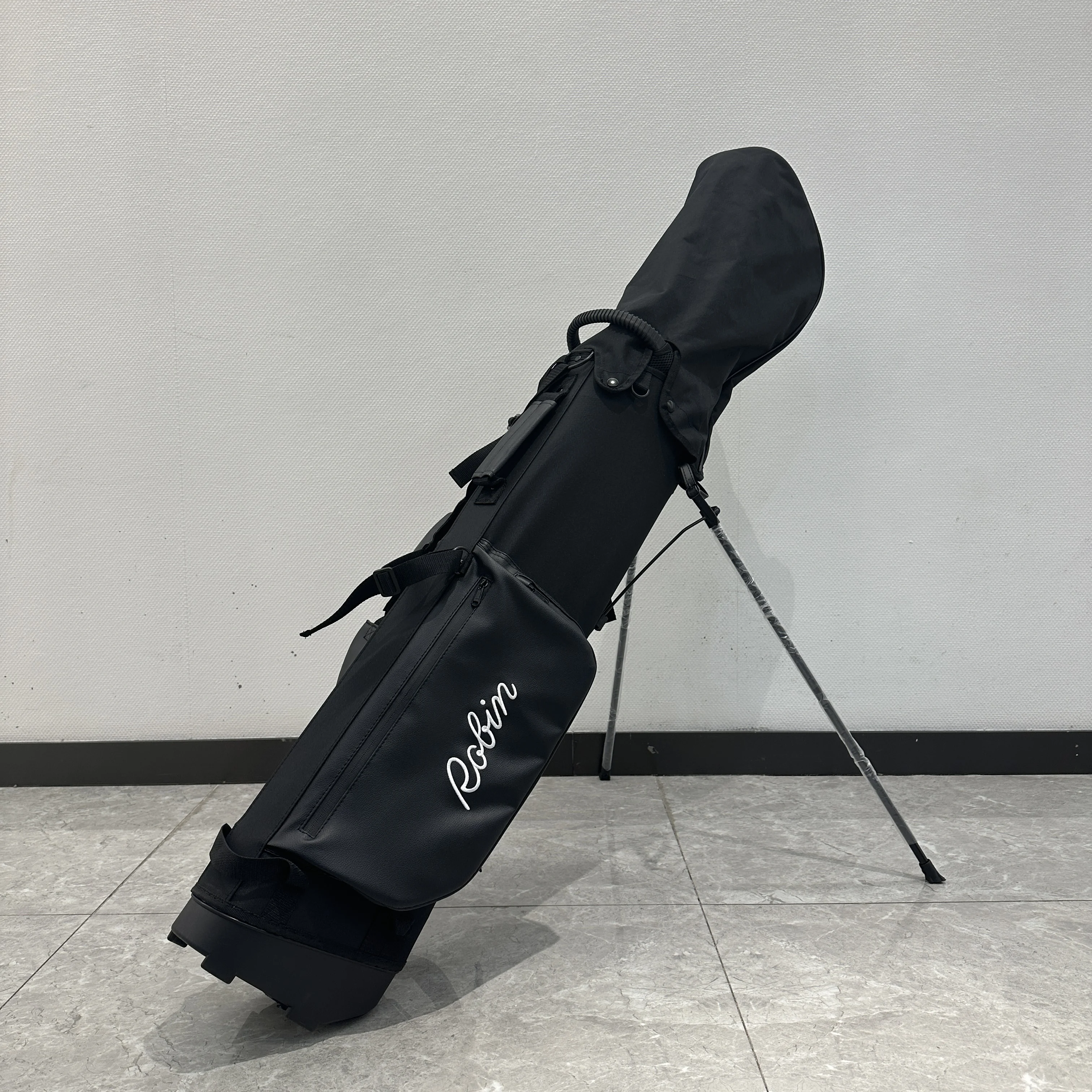 

Hot Sale Custom Logo 4 Ways Stand Golf Bag for Men Black PU Leather Portable Embroidery Carry Bag