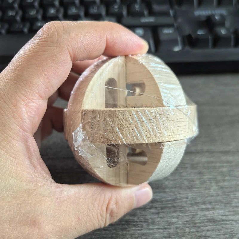 Palla magica Rompicapo in legno Puzzle Sblocco Giocattoli Assemblaggio e smarrimento Giochi mentali per bambini Adulti Sfida di test IQ