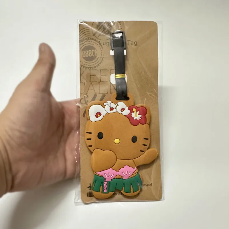 Etiqueta de equipaje Kawaii, accesorios de viaje, Maleta Hello Kitty de dibujos animados, etiqueta portátil de equipaje de embarque, PVC, venta al por mayor