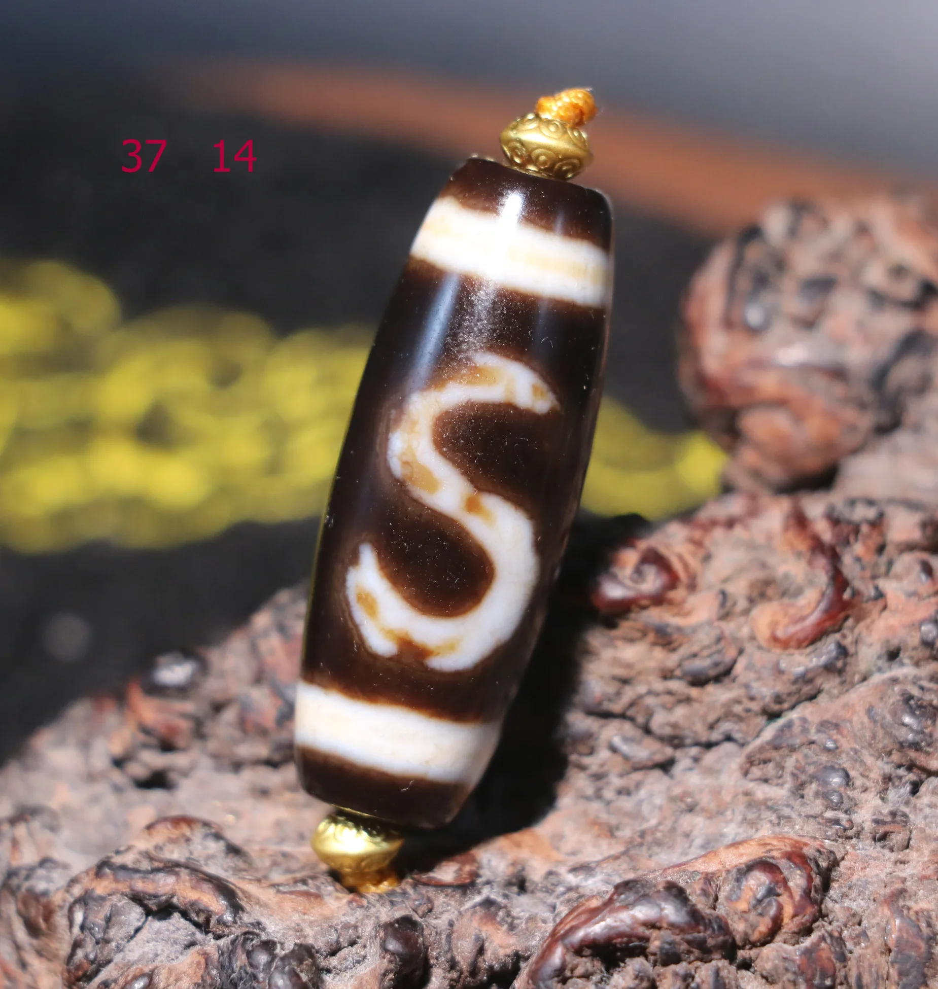 

Treasure Magic Energy Tibetan old Agate S Money Hook Rich Symbol dZi Bead Totem Fit For Making Bracelet Lkbrother UPD221211A12