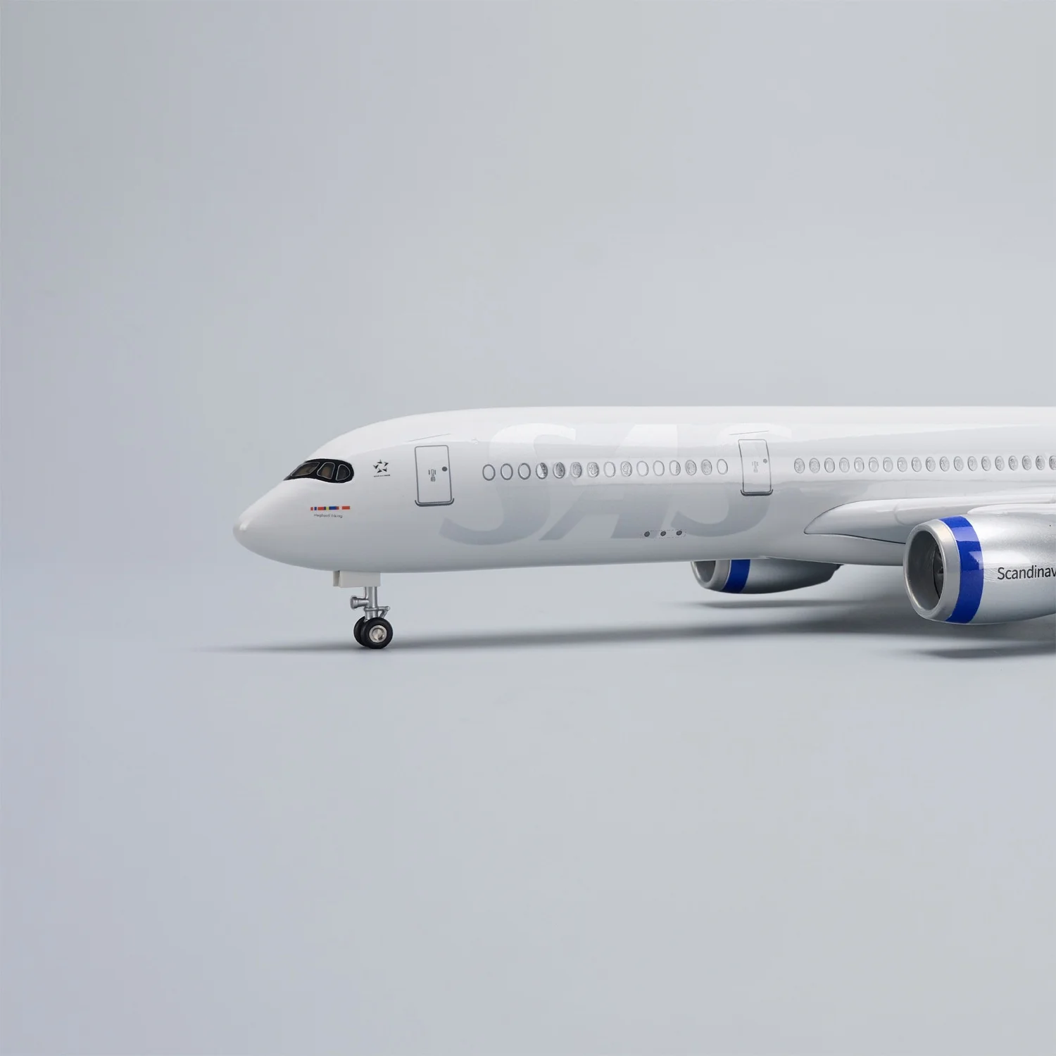 47cm Large Scale SAS A350 Airplane Model Resin Diecast Model Plane With Landing Gear Wheel For Collections Display Gift