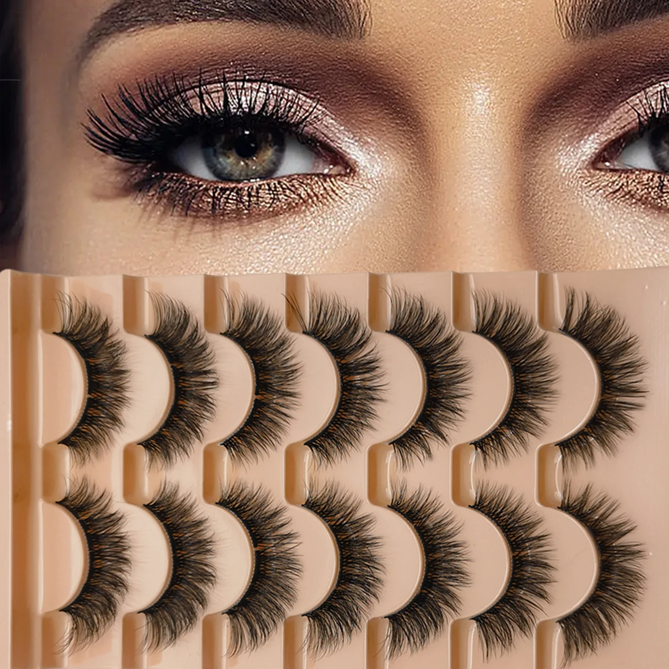 自然なスレンダーな3Dカールがおしゃれなつけまつげ7ペアで、目を引く魅力的なメイクアップを簡単に作成できます。