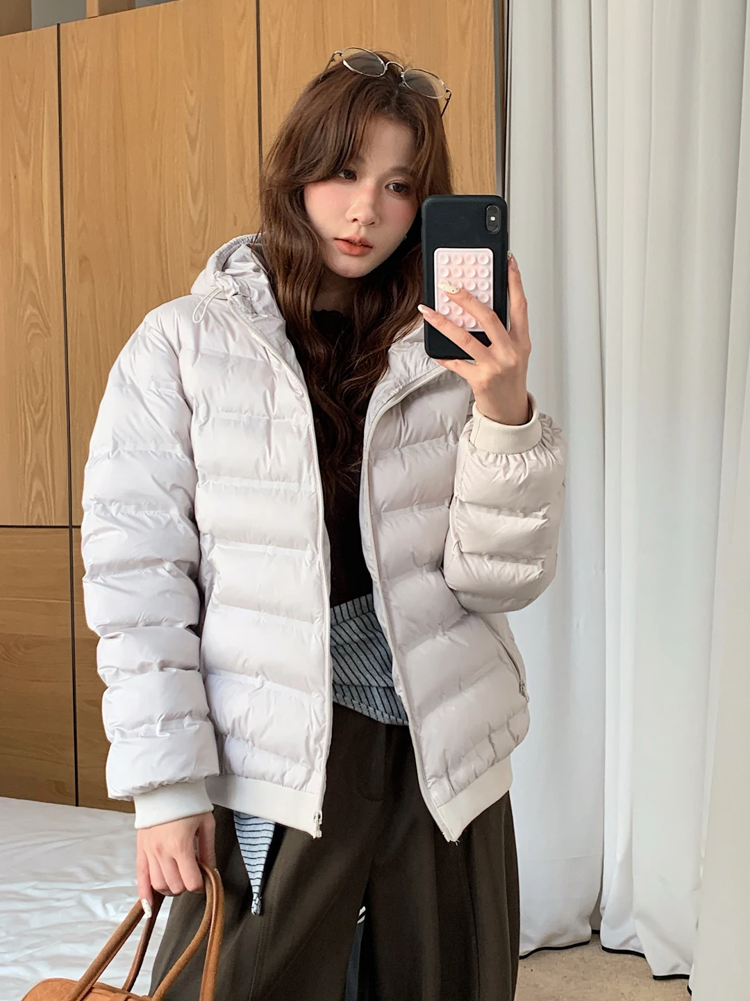 Women's Quilted Cotton Jacket Hooded Short Lightweight down Coat Loose Fit Small Size Friendly Winter Outerwear