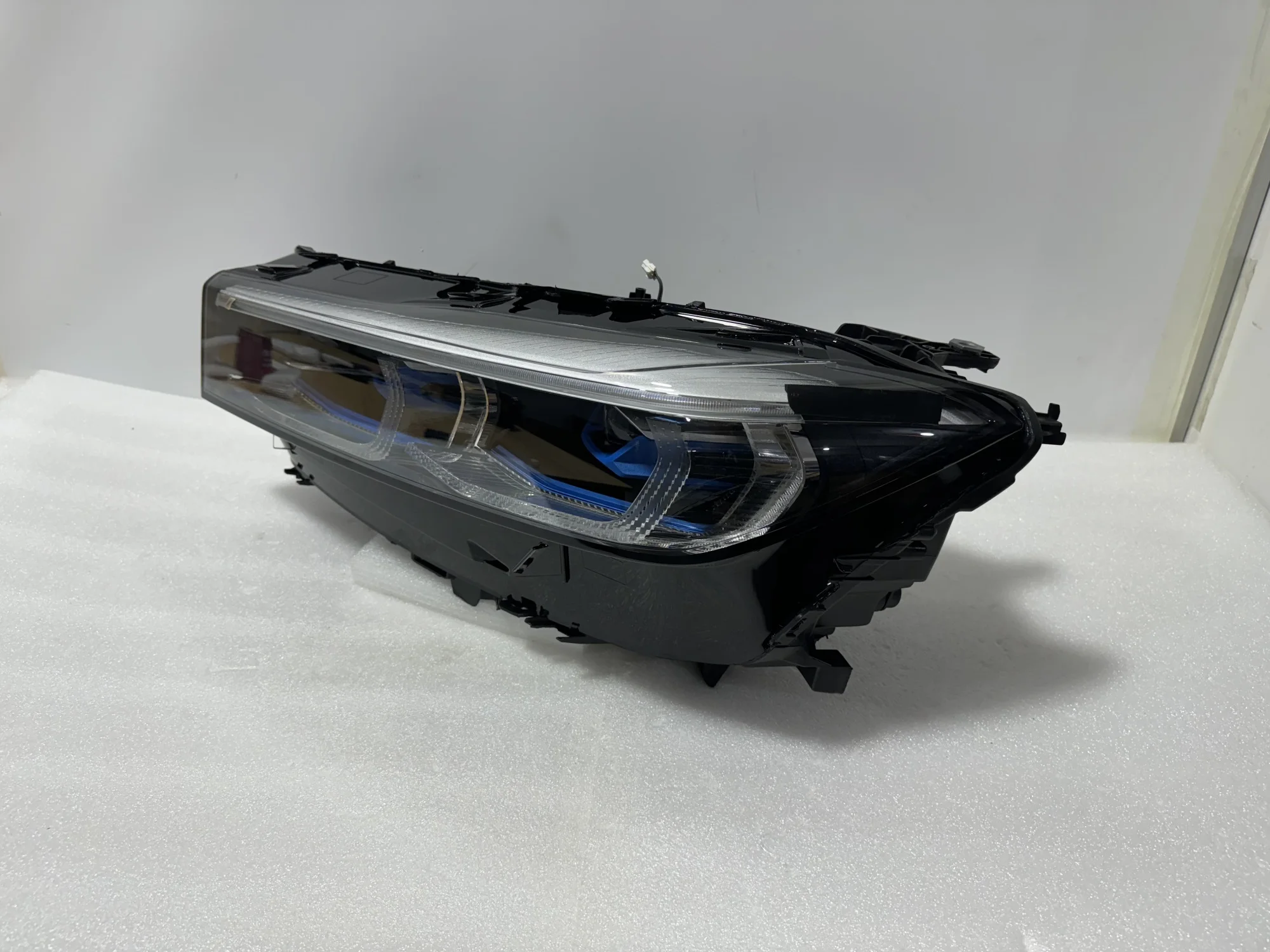 High quality headlights suitable for BMW 7 Series G11 G12 LED laser headlights 2021-2023 lighting system G11 LCI laser headlight