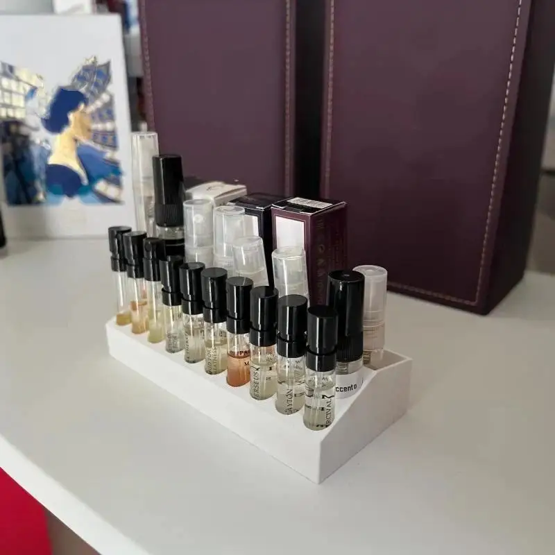 Desktop Sturdy Precision Perfume Sample Storage Display Tray Compatible With Mini Sample Vials Cosmetic Organizer Rack