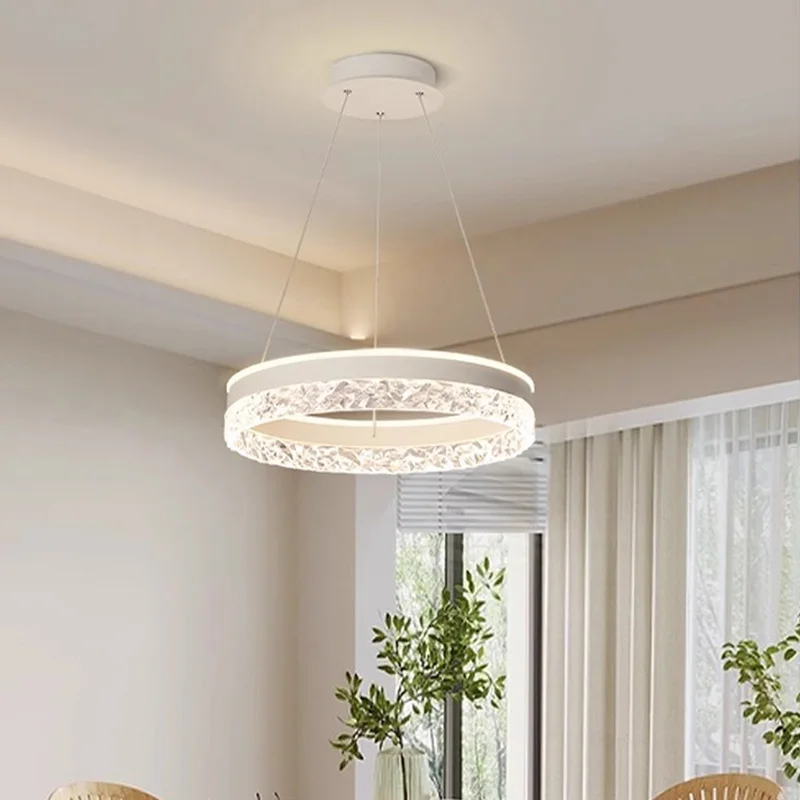 Plafonnier LED au design moderne, éclairage d'intérieur, luminaire décoratif de plafond, idéal pour un salon, une salle à manger, une chambre à coucher, une villa ou un hôtel