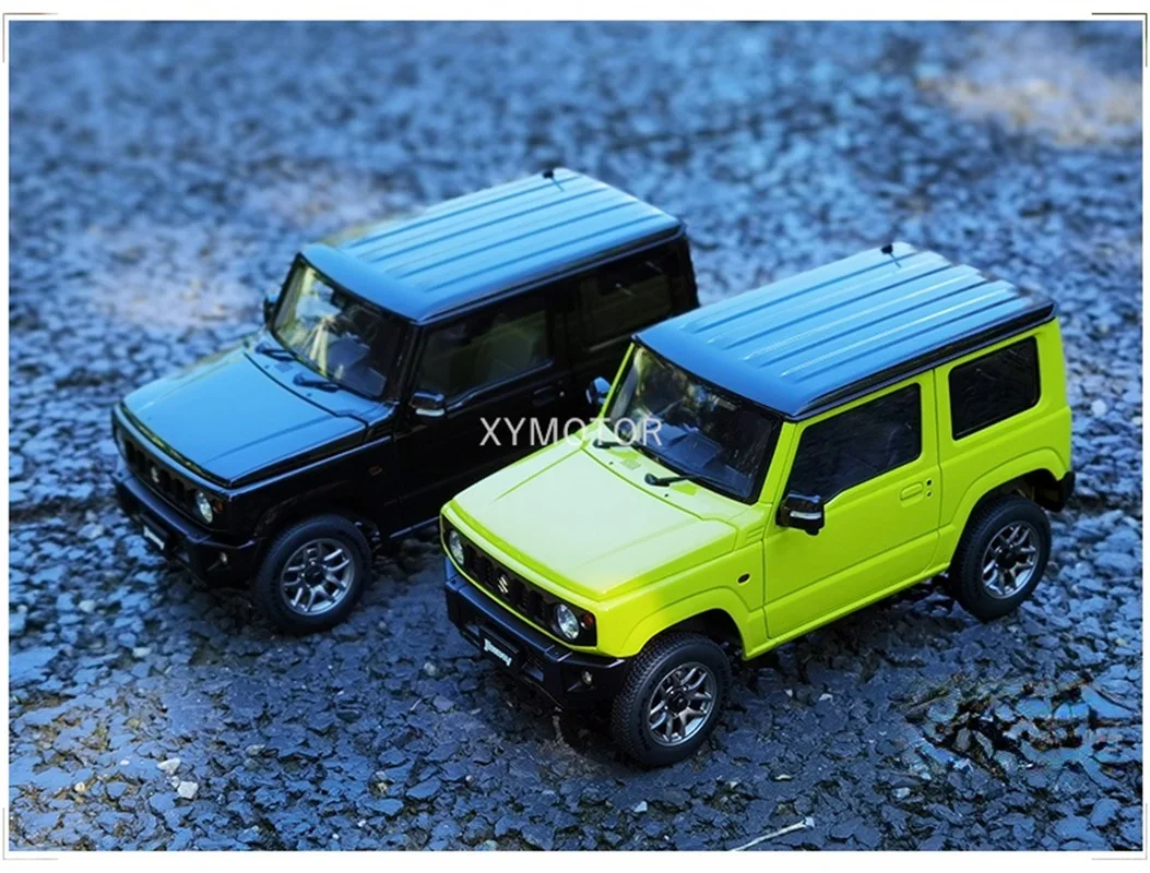 

AUTOart 1/18 для Suzuki Jimny Sierra SUV литая модель металлическая модель автомобиля Подарочный дисплей черный/желтый орнамент коллекция