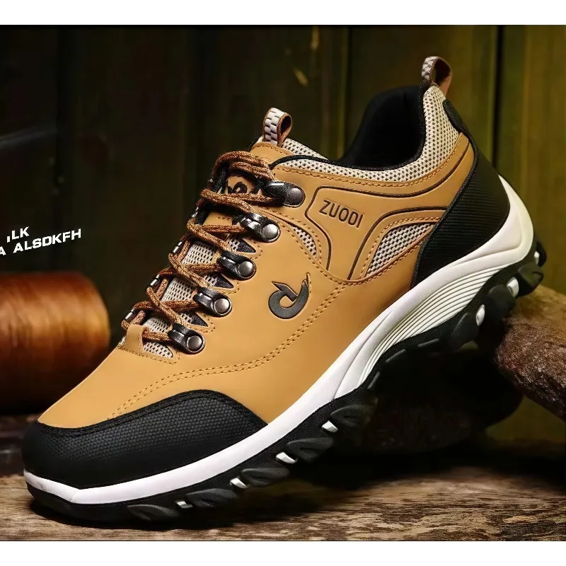 

Men's Outdoor PU Leather Sports Shoes for Autumn and Winter, Durable, for Walking and Tactical Use