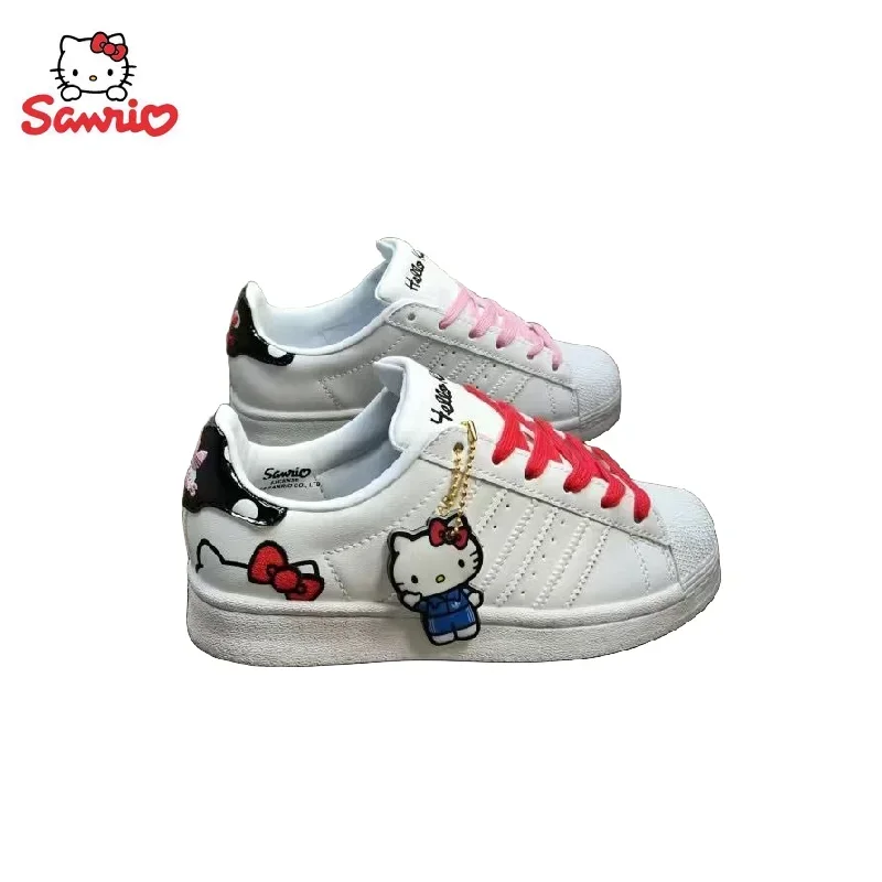 Sanrio-Zapatillas deportivas de dibujos animados Kawaii para estudiantes, zapatos blancos informales versátiles personalizados, cómodos, regalo de otoño e invierno