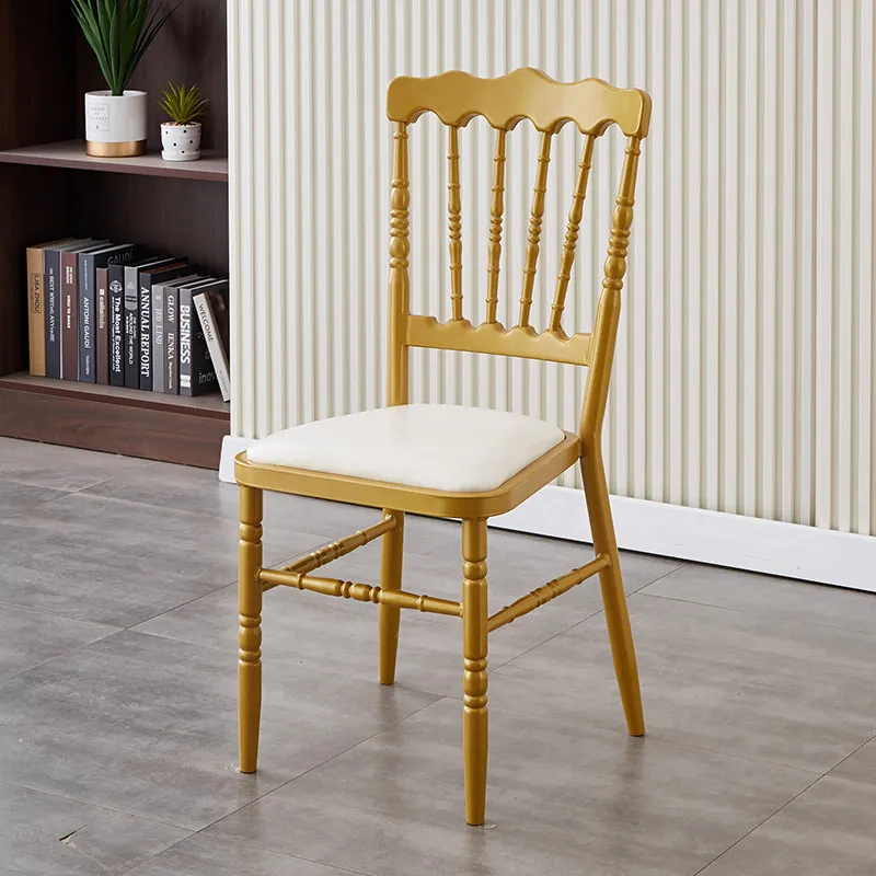 

Nordic Luxury Dining Chairs Designer Modern Office Restaurant Kitchen Dining Chairs Comfortable Clear Muebles Trendy Furniture