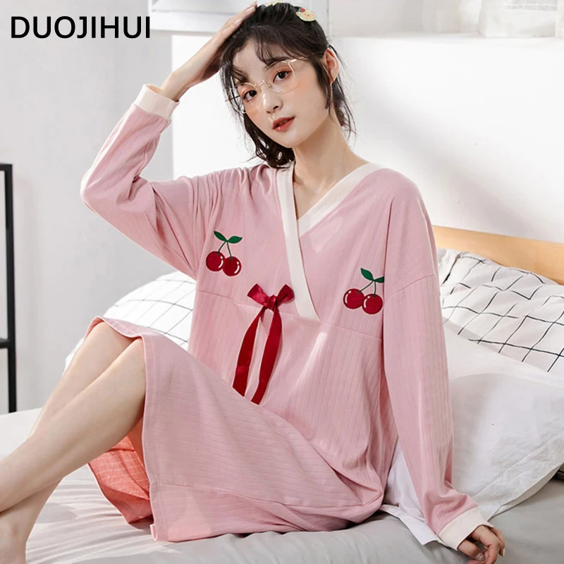 DUOJIHUI Autumn Contrast Color Chicly Lace-up Female Nightgown Korean Fashion 5-colors Sweet V-neck Loose Casual Sleepwear Women