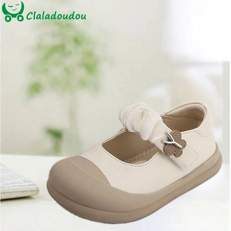 

Claladoudou Baby Girls Fashion Casual Shoes With Lace,Solid Silver Brown Cute Butterfly-knot Autumn School Shoes,Infant Walkers