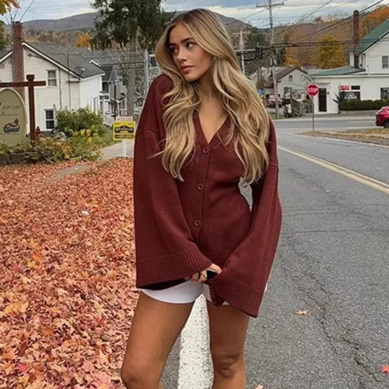 

Tuularose Fashion V-Neck Cardigan Autumn Vintage Red Slim Single-Breasted Cardigan Casual Commuter Chic Women Outerwear Sweater