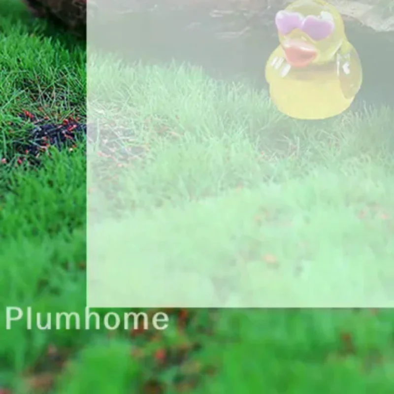 Luminous Resin Mini Yellow Duckling Miniatures Doll House Glow-in-the-Dark Ducks Figurines for Diy Aquarium Garden Decor 8pcs