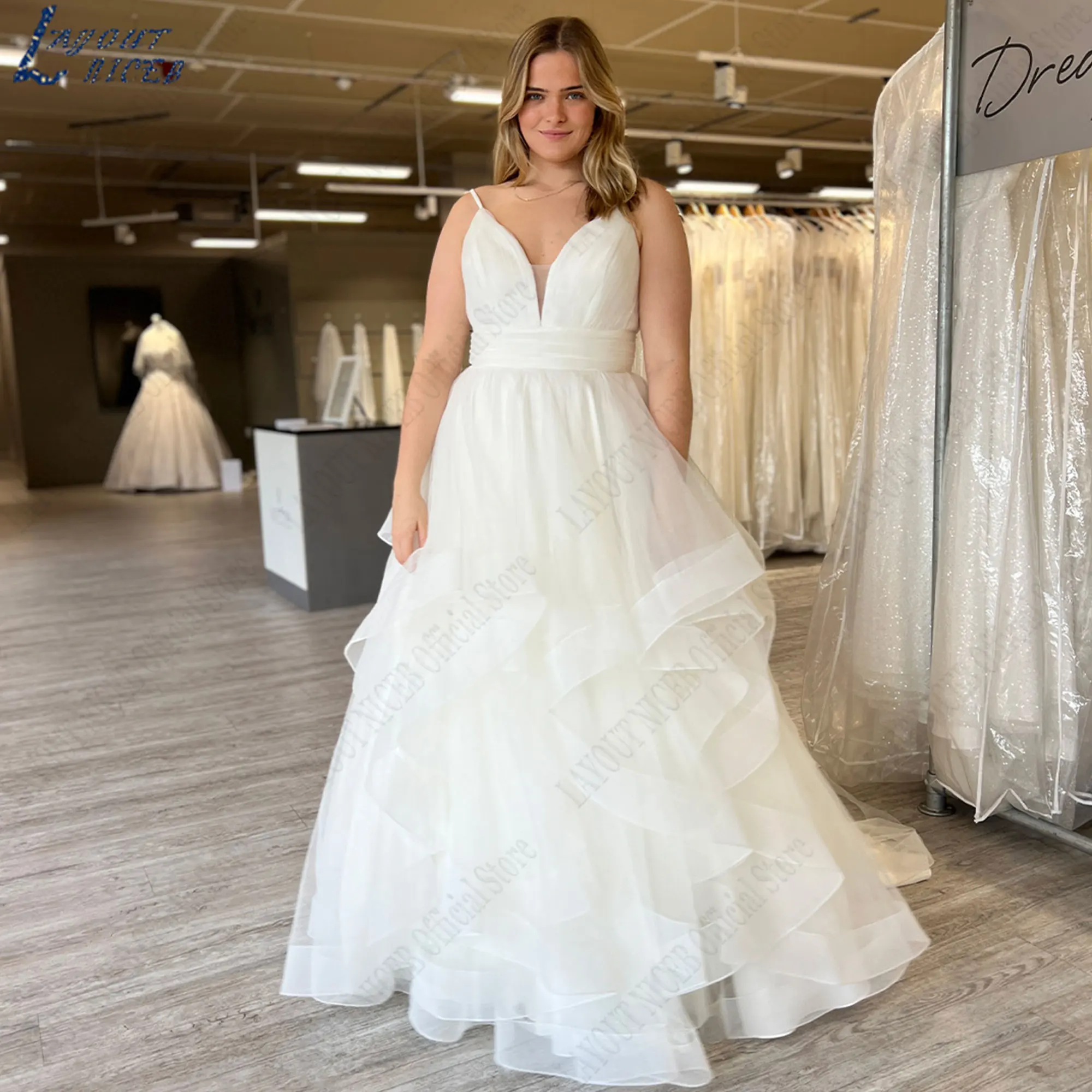 

LAYOUT NICEB V-Neck Ruffles Wedding Dress Sleeveless Spaghetti Straps Bride Gown A-Line Tulle Large Size vestidos de novias 2024