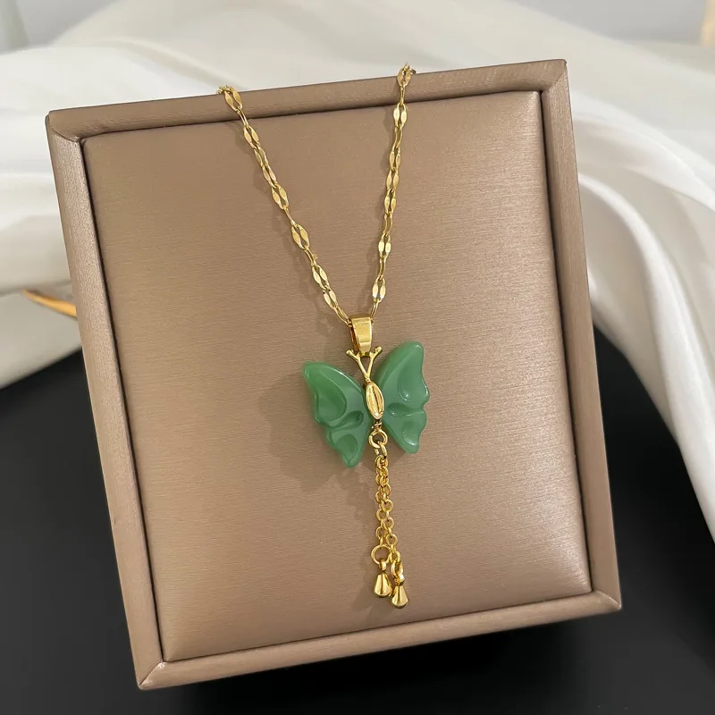 New Elegant Vintage Green Butterfly Pendant Stainless Steel Necklaces For Women Korean Fashion Female Temperament Clavicle Chain