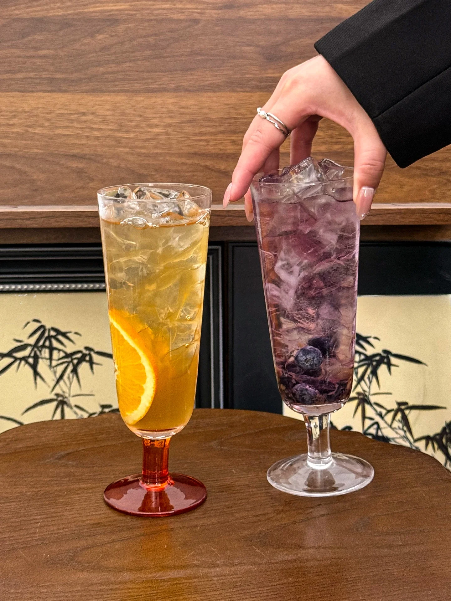 

Vintage High Foot Champagne Glass Amber Base Cotail Cup Ice Sand Juice Glassware Portable round ape Single Layer Body