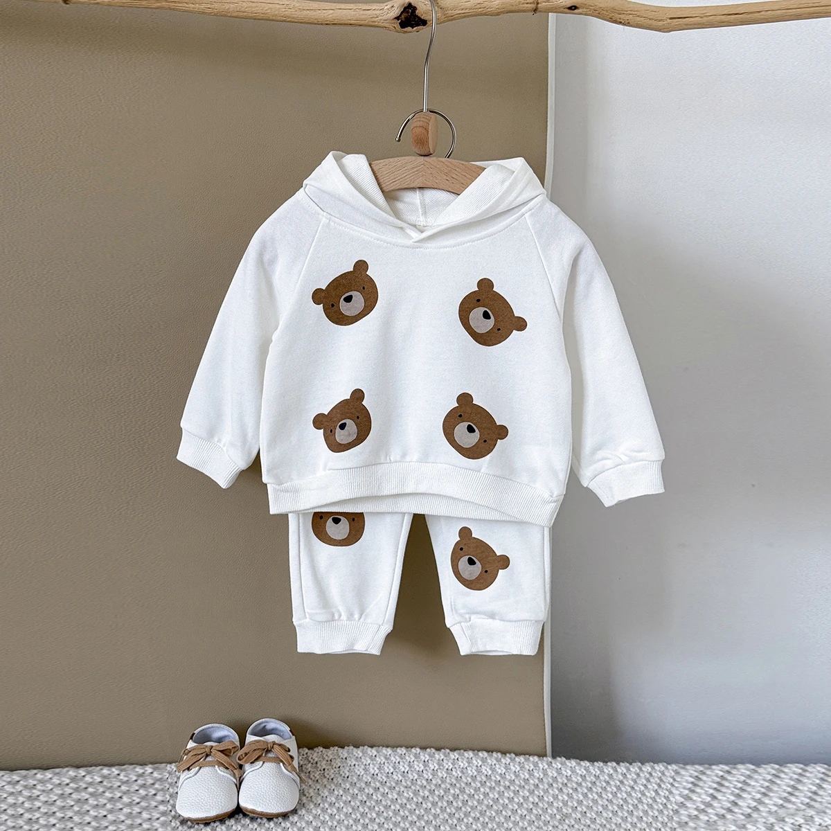 

Autumn New Fashion Infant Outfit Newborn Baby Boys Girls Leisure Clothes Cute Little Bear Printed Hoodie +Long Pant 2Pcs/set