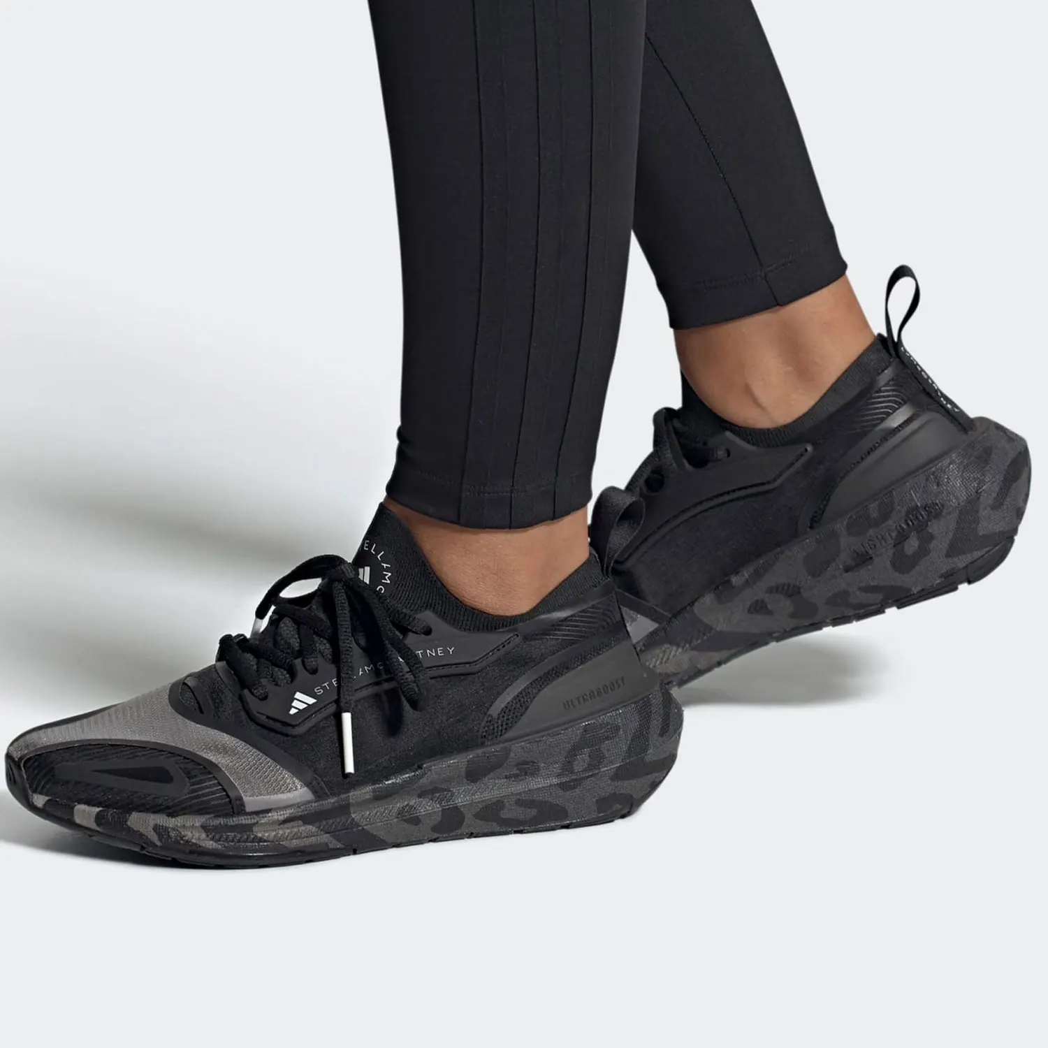 

Оригинальные женские кроссовки Adidas ULTRABOOST 23, HQ8666